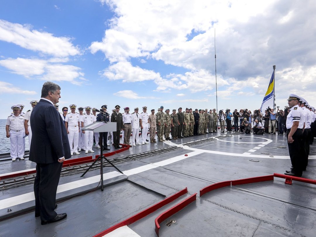 Порошенко не исключает атаки России на Мариуполь