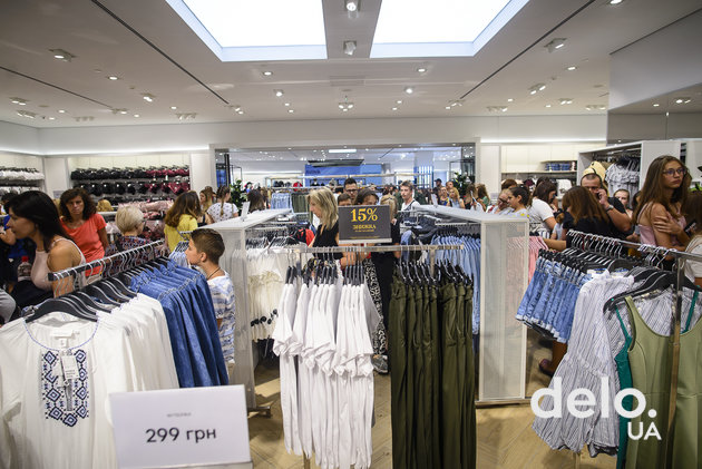 Открытие магазина H&M в Lavina Mall (Киев). Фото: Татьяна Довгань