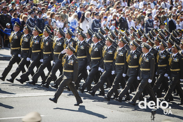 Военный парад на 27-й День Независимости. Фото: Т.Довгань