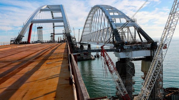Нечего радоваться: Почему Крымский мост стоит дороже самого длинного моста в мире?