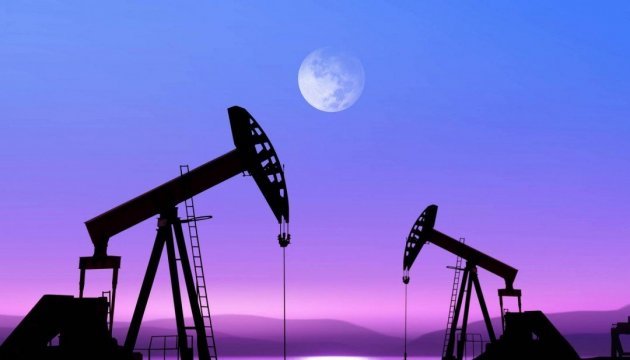 Мировые цены на нефть выросли