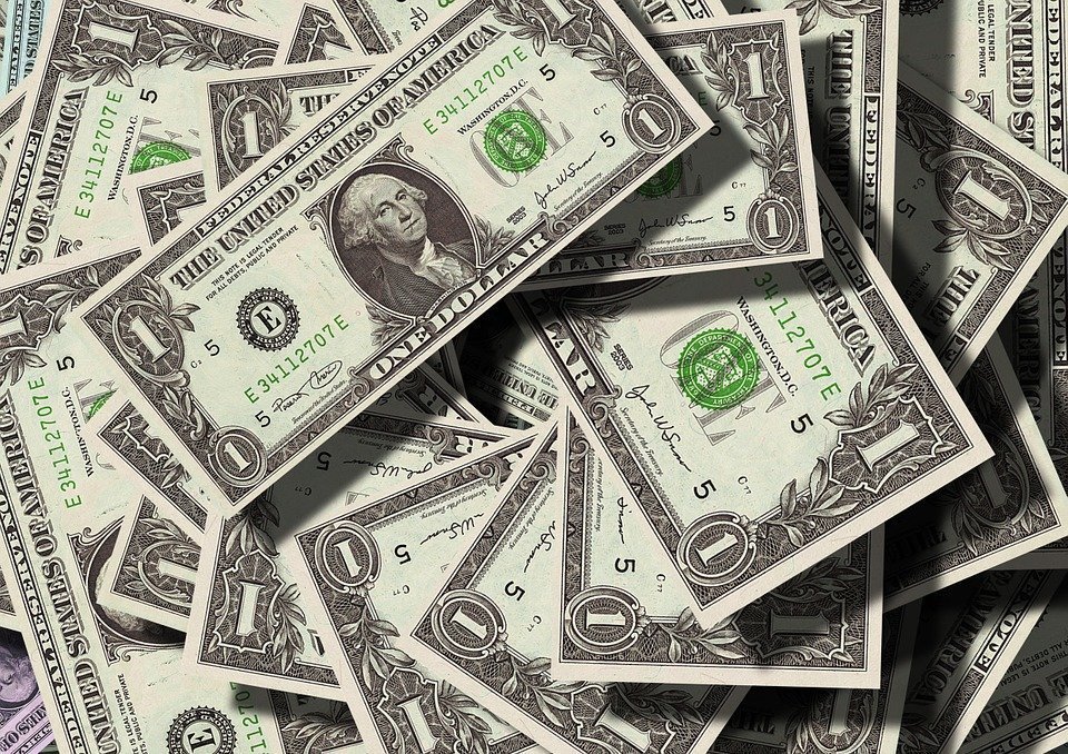 В августе украинцы купили валюту на $1 млрд — НБУ