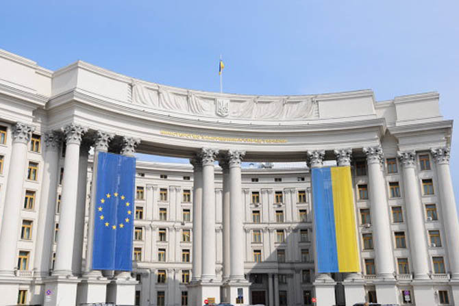 Великобритания обвинила РФ в дезинформации по делу Скрипалей, Украина поддержала обвинение